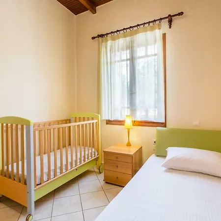 Feriehus Femina Pirgos Psilonerou